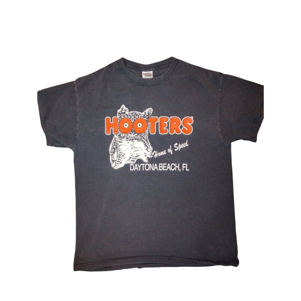 A25-Vintage Medium Daytona Beach Florida Hooters T-shirt